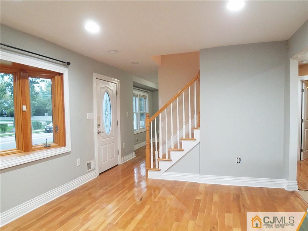 72 Racetrack Road East Brunswick, NJ 08816 - Photo 2 of 23 Gallery Image 2