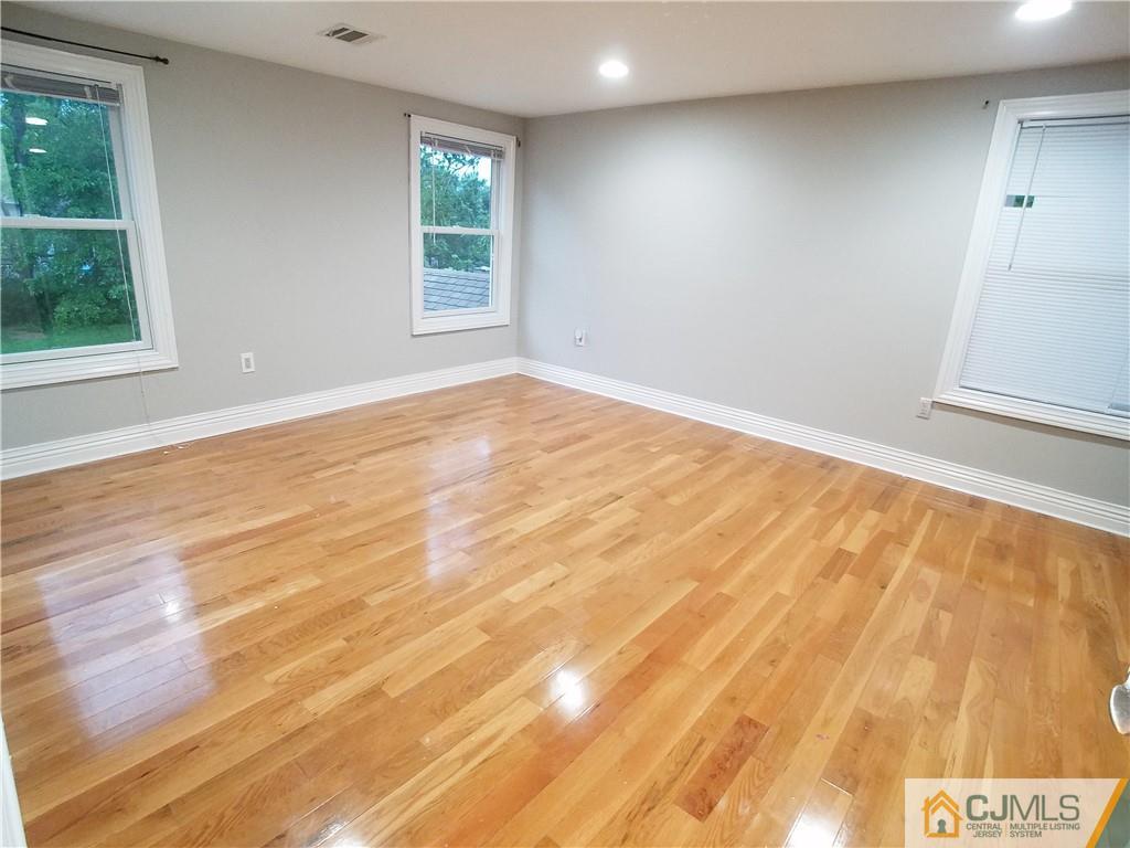 72 Racetrack Road East Brunswick, NJ 08816 - Photo 9 of 23 Gallery Image 9