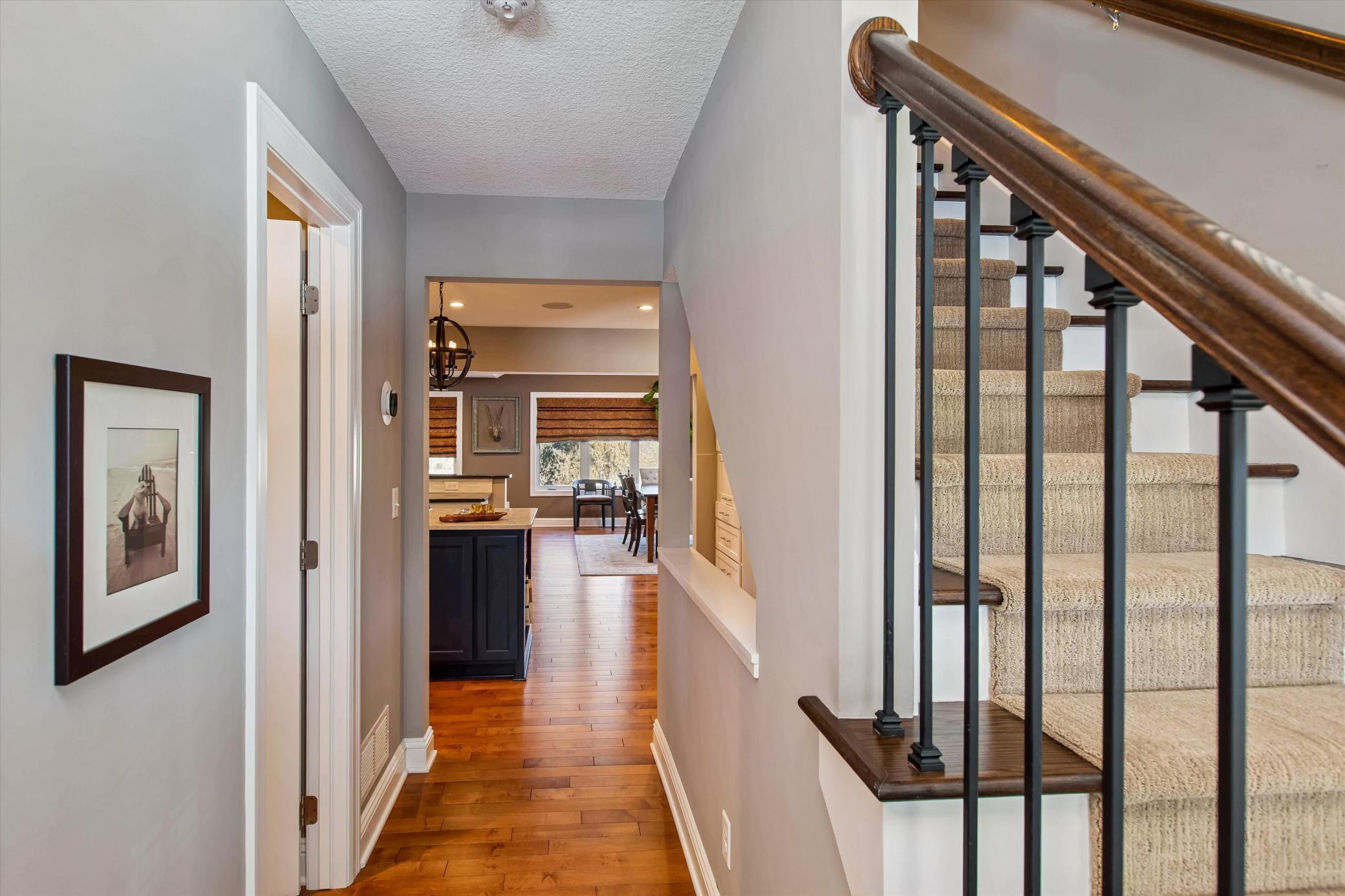 11844 Dunhill Road Eden Prairie, MN 55344 - Photo 18 of 38 Gallery Image 18
