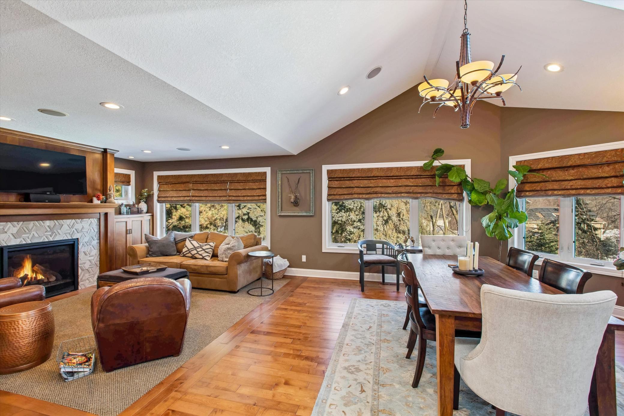 11844 Dunhill Road Eden Prairie, MN 55344 - Photo 21 of 38 Gallery Image 21
