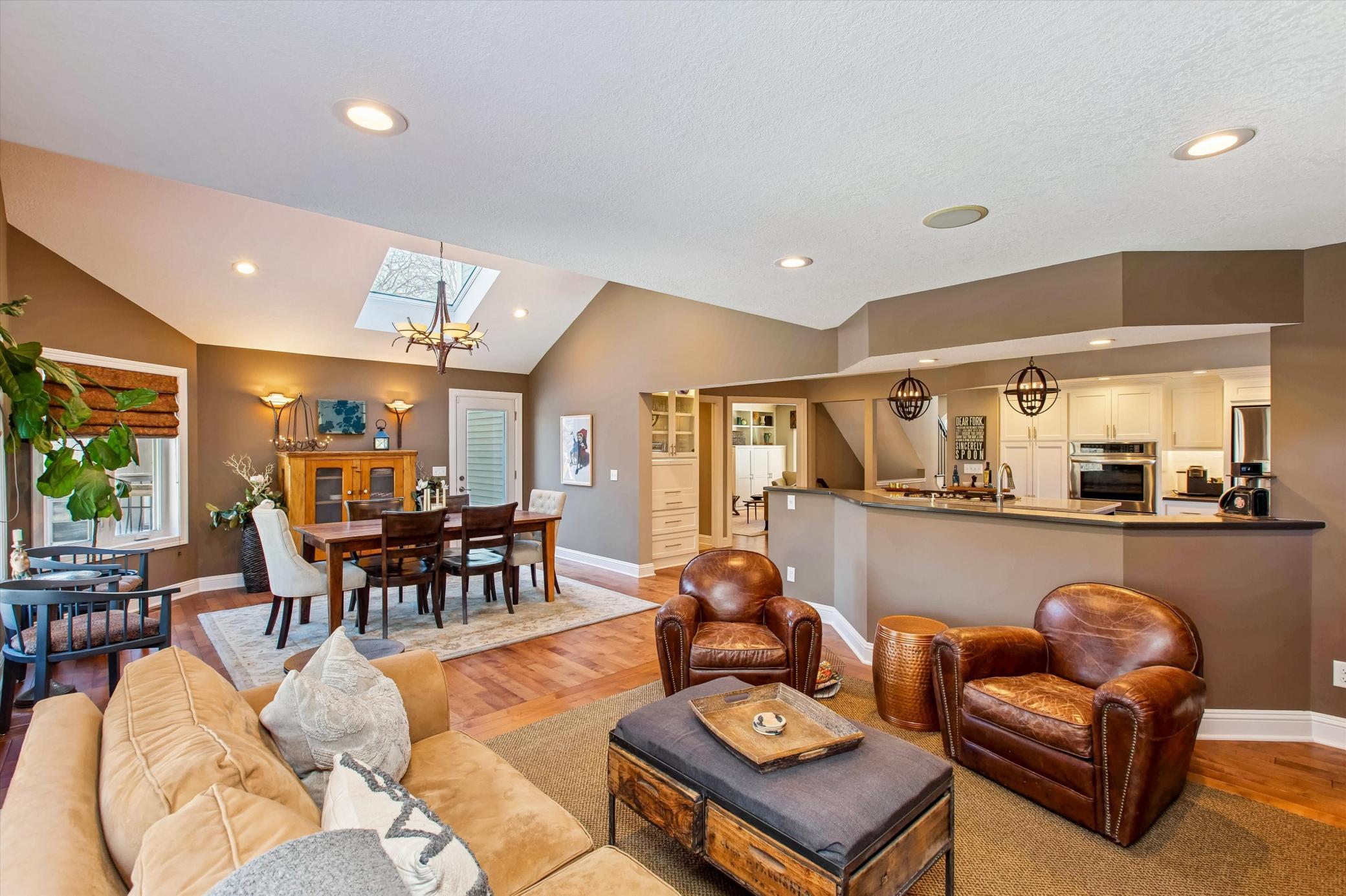 11844 Dunhill Road Eden Prairie, MN 55344 - Photo 24 of 38 Gallery Image 24