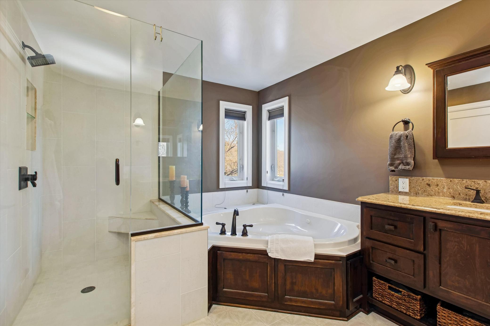 11844 Dunhill Road Eden Prairie, MN 55344 - Photo 29 of 38 Gallery Image 29