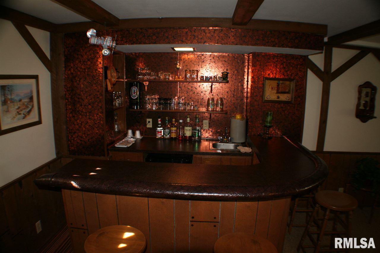 1823 46th Street Moline, IL 61265 - Photo 14 of 19