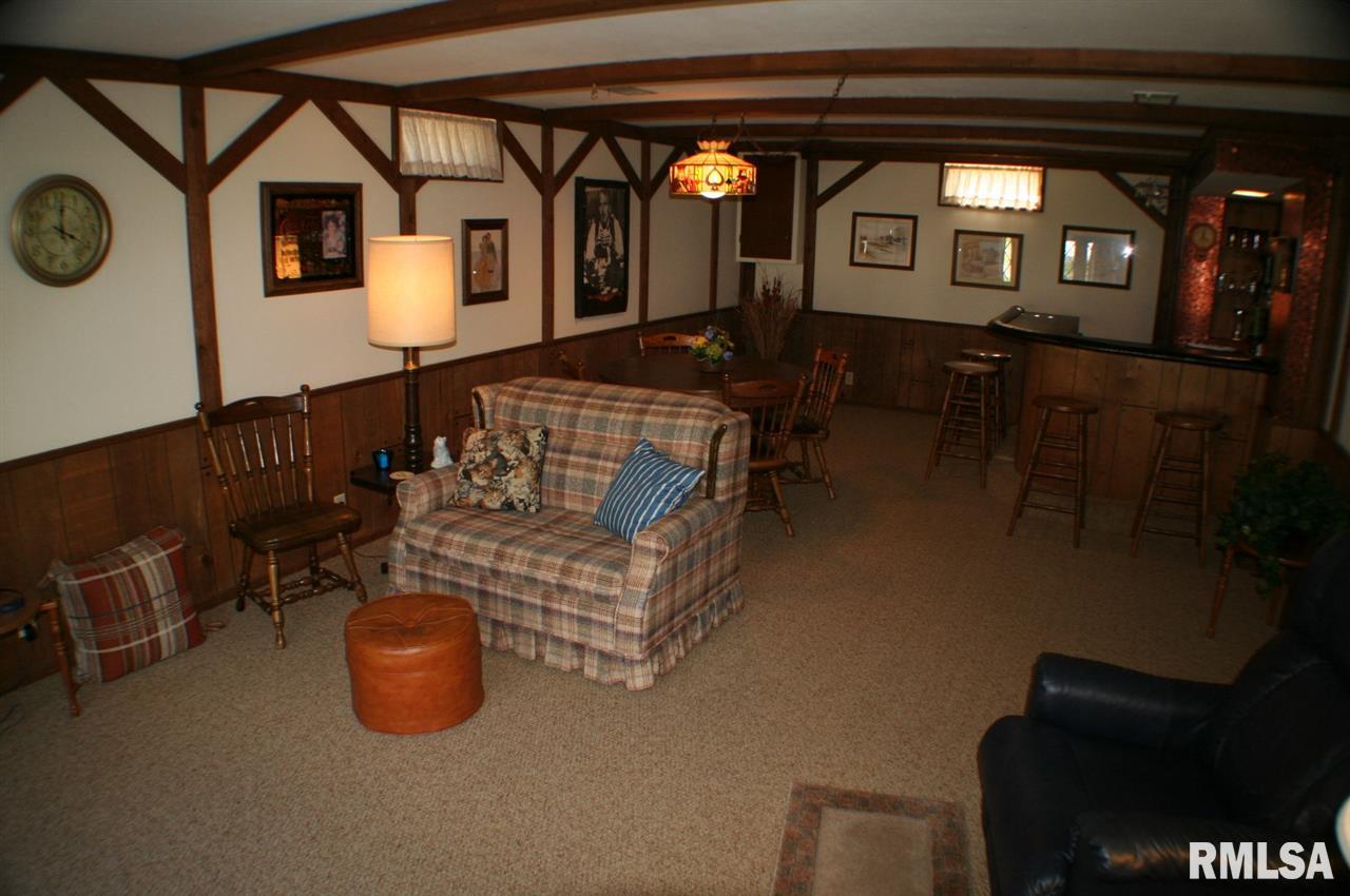 1823 46th Street Moline, IL 61265 - Photo 15 of 19