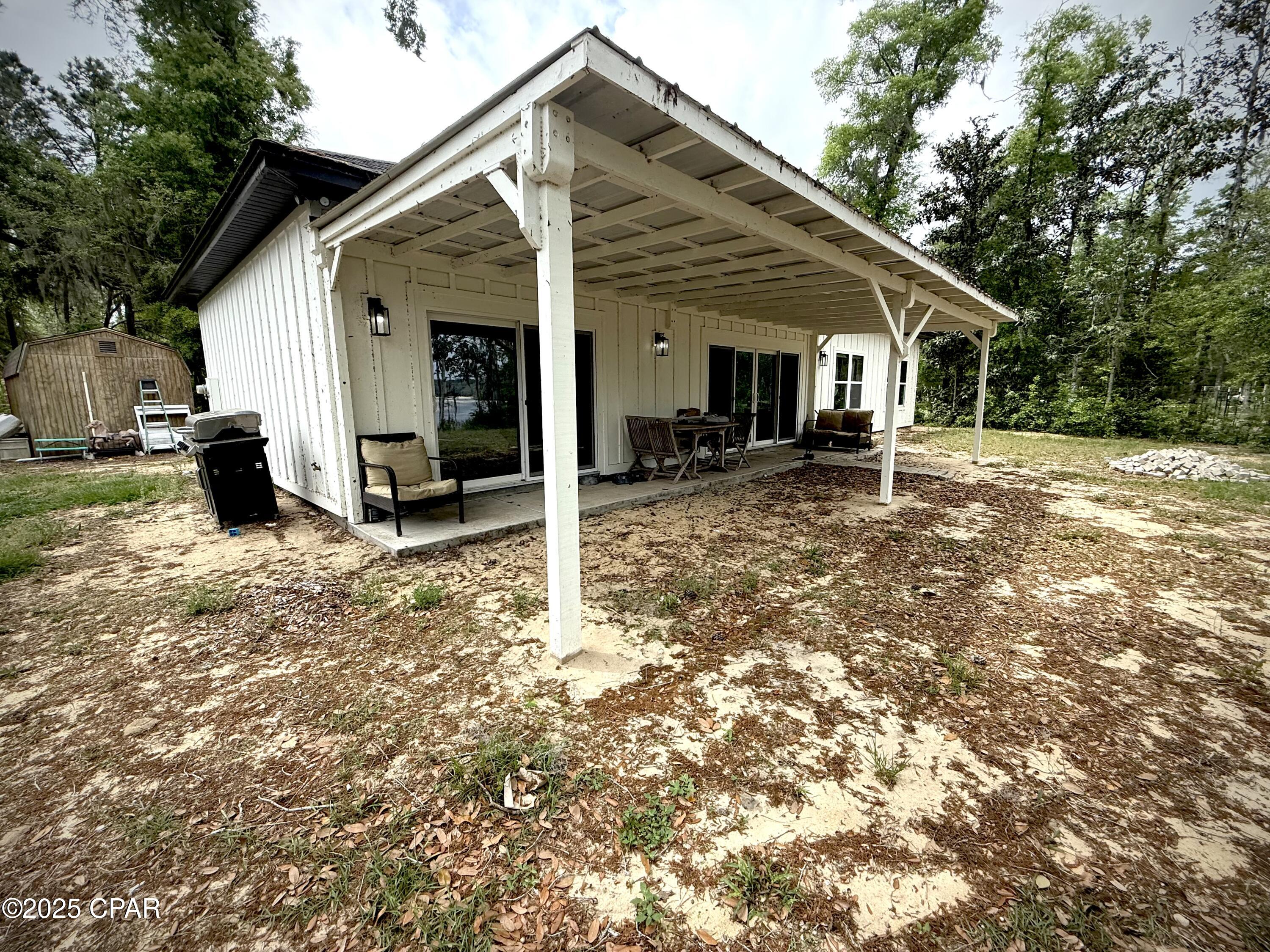 3034 Paradise Lakes Road Vernon, FL 32462 - Photo 13 of 48