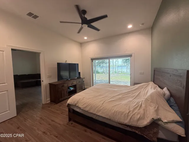 $395,000 | 3034 Paradise Lakes Road, Vernon, FL 32462