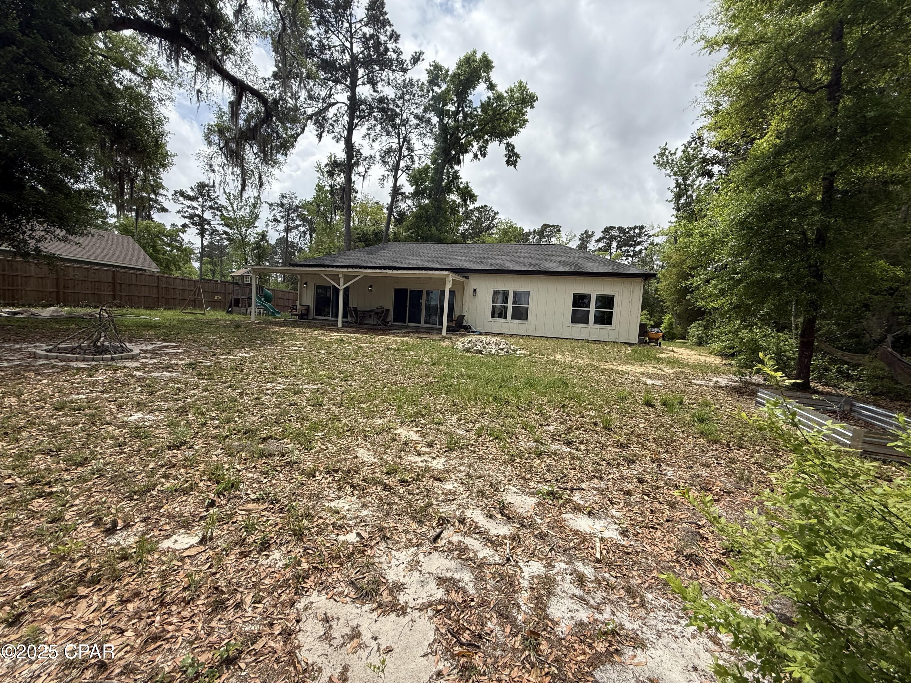 3034 Paradise Lakes Road Vernon, FL 32462 - Photo 9 of 48