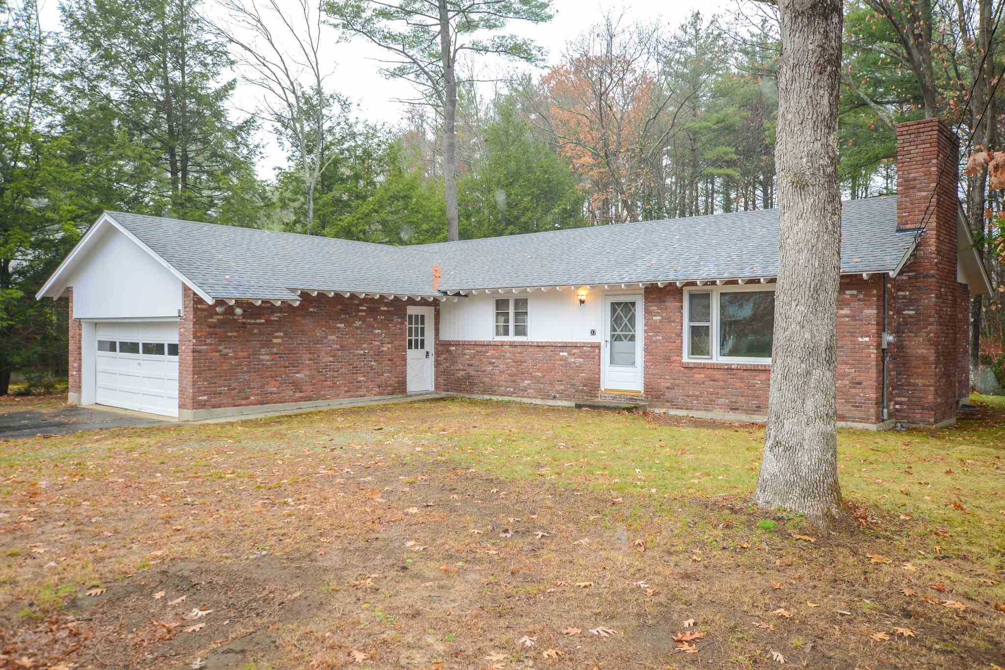 37 Davis Road Merrimack, NH 03054 - Photo 2 of 40