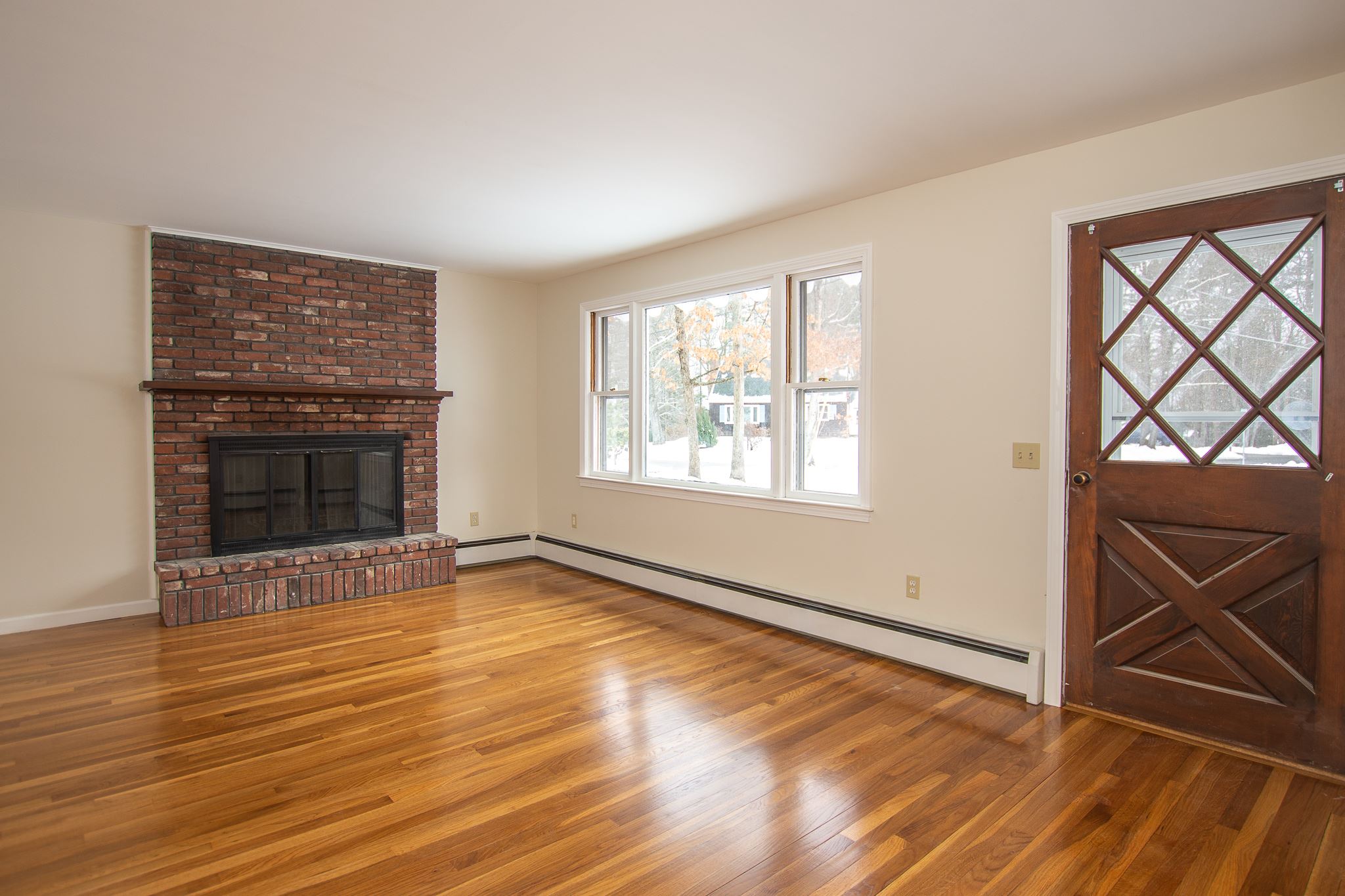 37 Davis Road Merrimack, NH 03054 - Photo 3 of 40