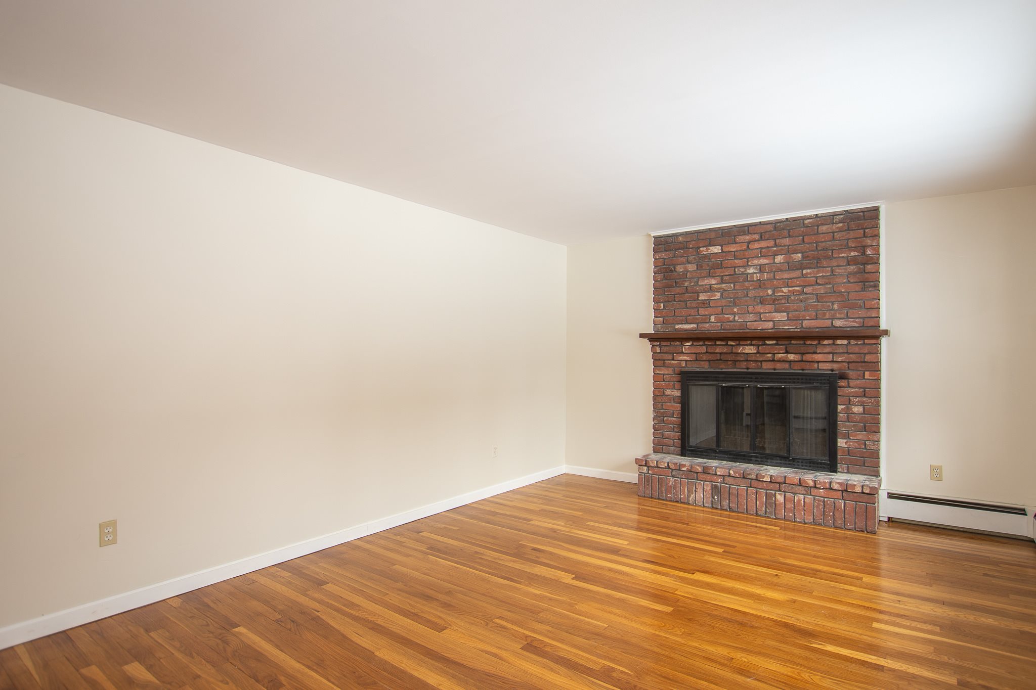 37 Davis Road Merrimack, NH 03054 - Photo 4 of 40