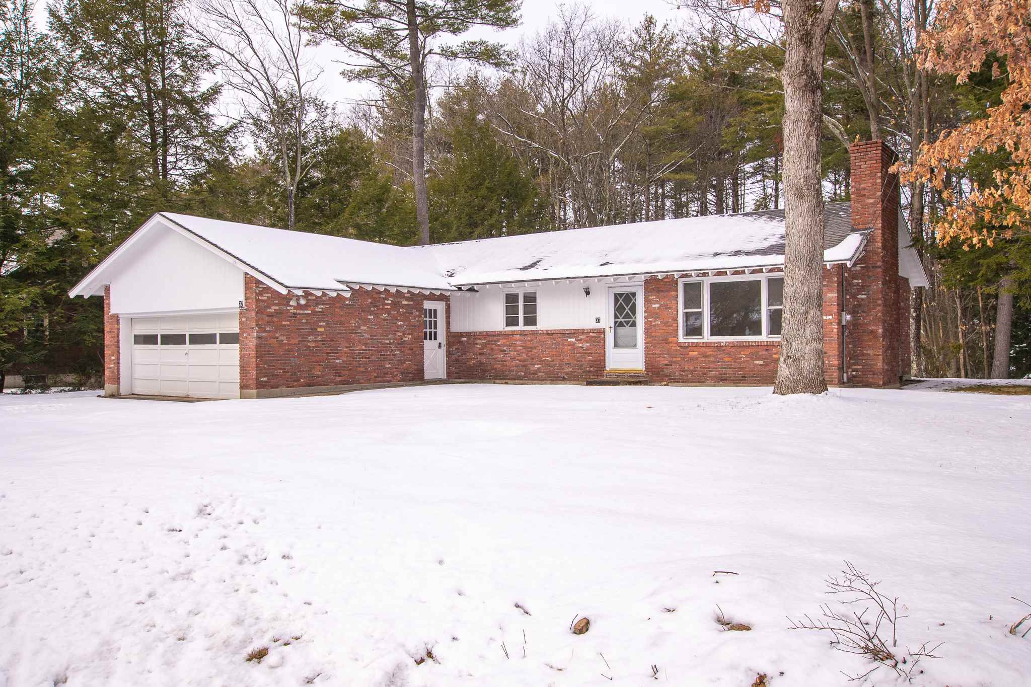 37 Davis Road Merrimack, NH 03054 - Photo 34 of 40