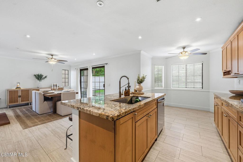 847 Links View Drive Simi Valley, CA 93065 - Photo 17 of 45