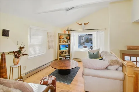 $950,000 | 6 Sullivan Street, Newport, RI 02840