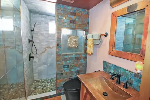 $950,000 | 6 Sullivan Street, Newport, RI 02840