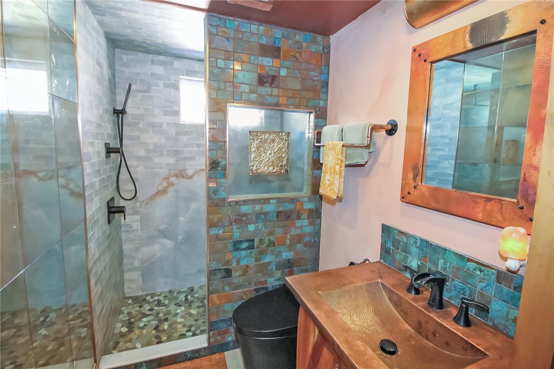 6 Sullivan Street Newport, RI 02840 - Photo 16 of 41