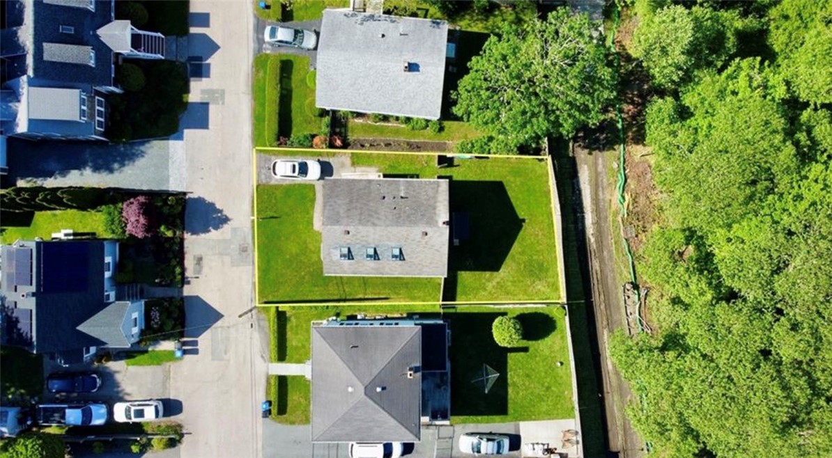 6 Sullivan Street Newport, RI 02840 - Photo 37 of 41