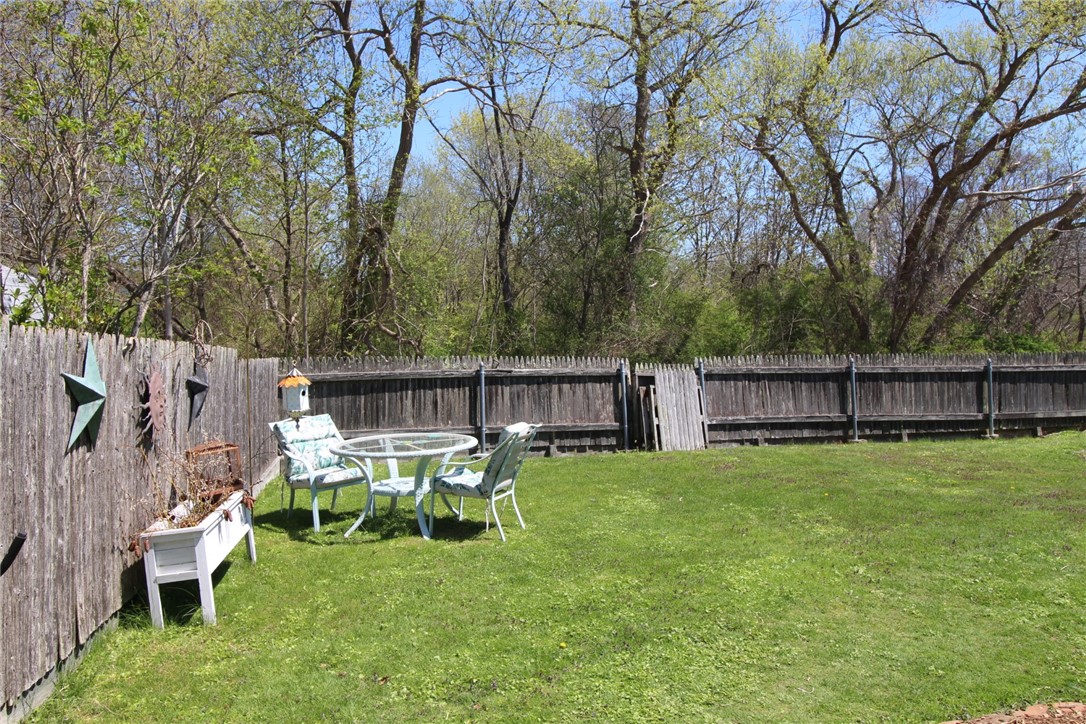 6 Sullivan Street Newport, RI 02840 - Photo 38 of 47