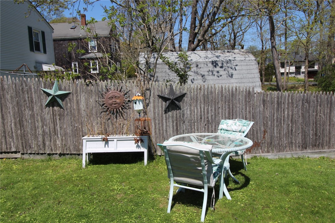 6 Sullivan Street Newport, RI 02840 - Photo 40 of 47