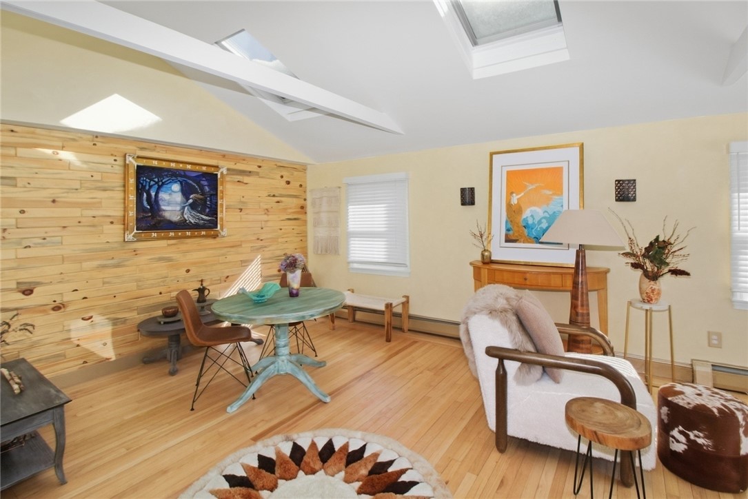 6 Sullivan Street Newport, RI 02840 - Photo 8 of 37