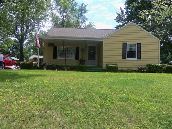 187 Mount Vernon Road Chicopee, MA 01013 - Photo 2 of 14 Gallery Image 2
