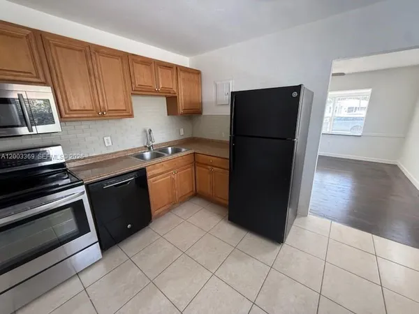 $439,000 | 2471 Dewey Street, Hollywood, FL 33020