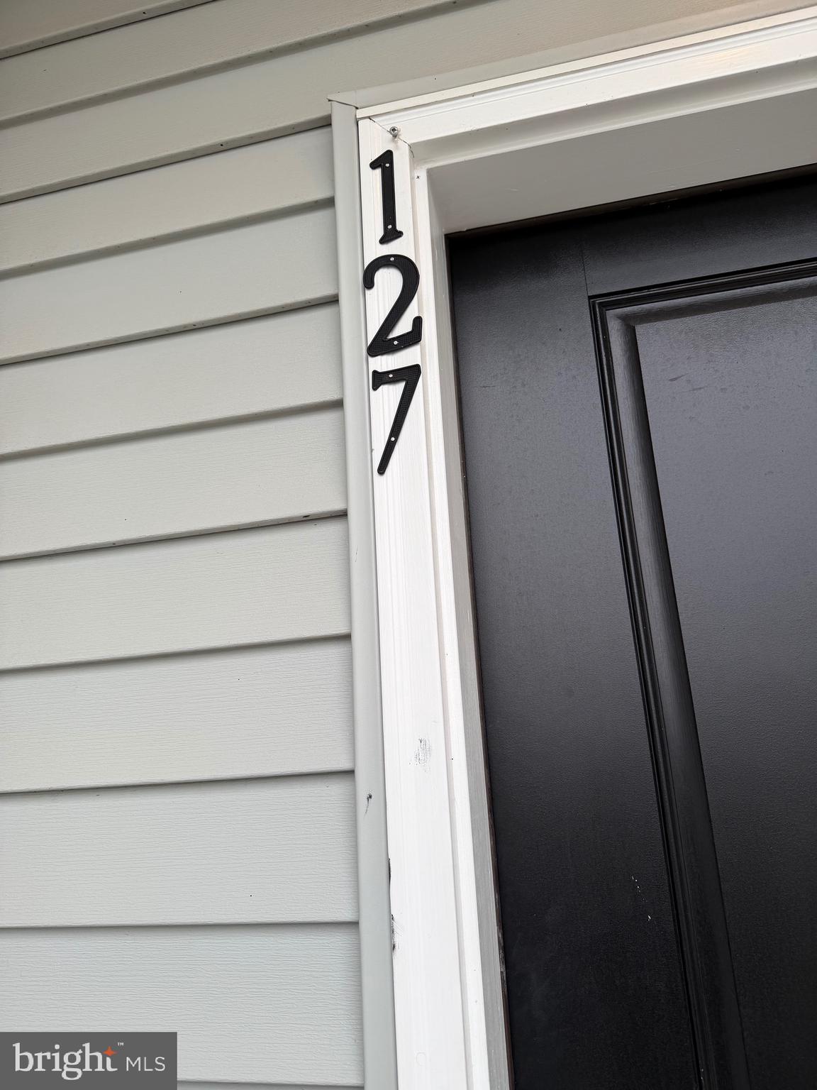 127 Painters Way Pottstown, PA 19465 - Photo 2 of 28