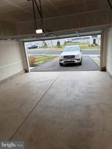 $3,195 | 127 Painters Way, Pottstown, PA 19465