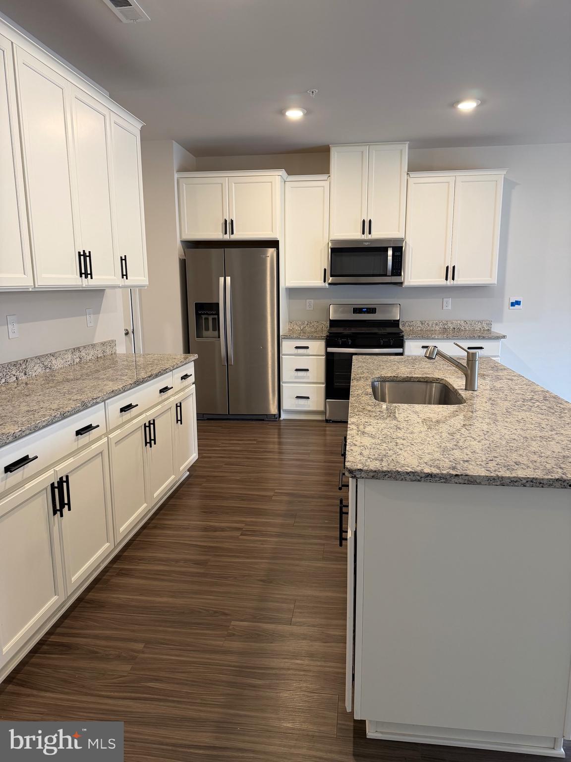 127 Painters Way Pottstown, PA 19465 - Photo 5 of 28