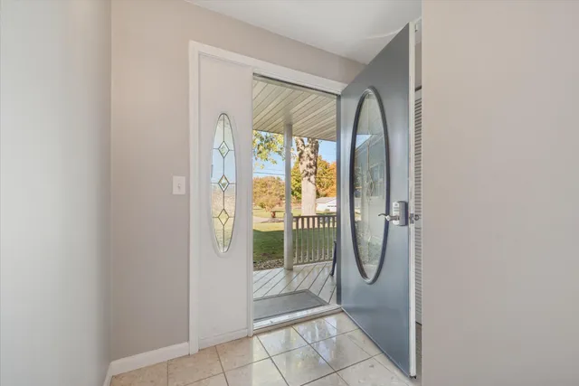 $309,900 | 2809 Leland Drive, Jackson, MI 49203