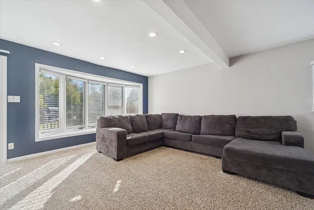 $309,900 | 2809 Leland Drive, Jackson, MI 49203