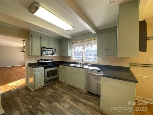 $275,000 | 622 Carolina Avenue South, Statesville, NC 28677