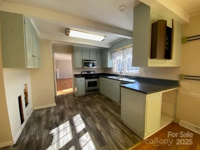 $275,000 | 622 Carolina Avenue South, Statesville, NC 28677