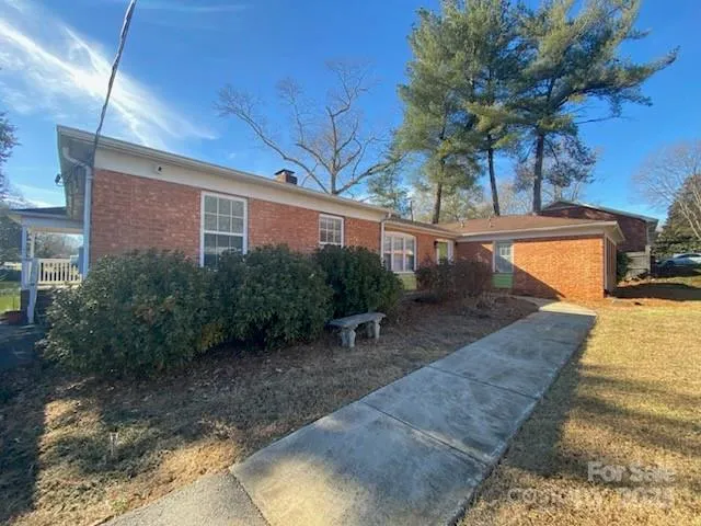 $275,000 | 622 Carolina Avenue South, Statesville, NC 28677