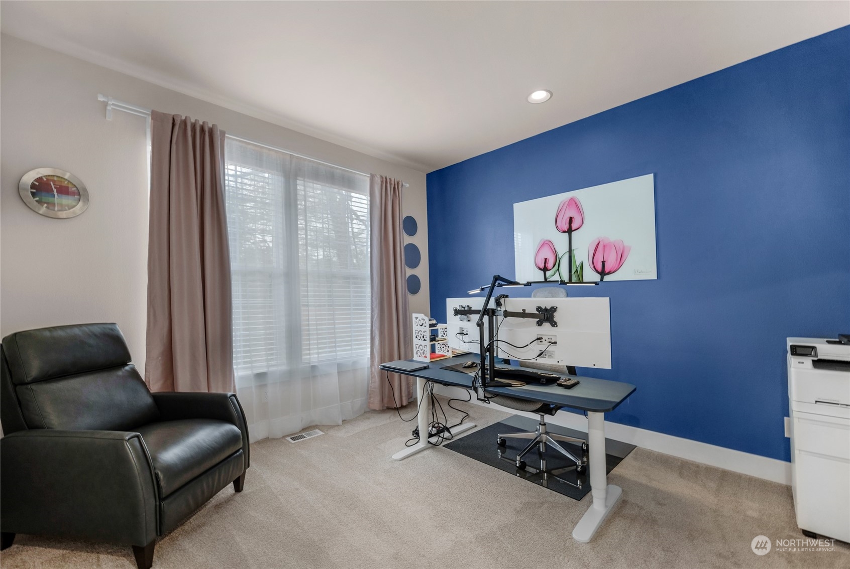 18712 33rd Avenue Southeast Bothell, WA 98012 - Photo 19 of 39 a view of a livingroom with workspace and a couch