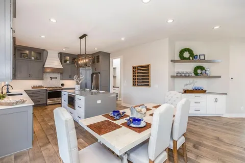 $659,115 | 25031 West 141st Street, Olathe, KS 66061