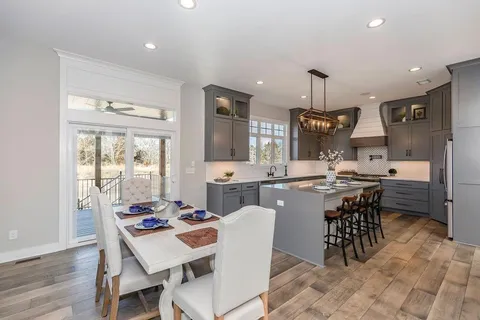 $659,115 | 25031 West 141st Street, Olathe, KS 66061