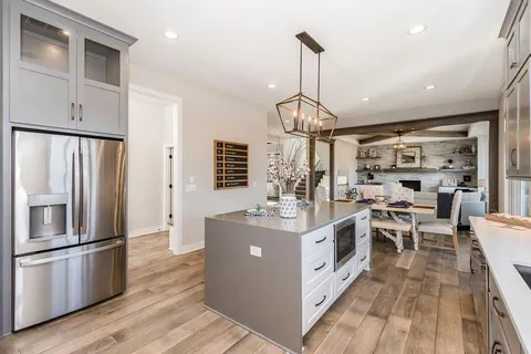 $659,115 | 25031 West 141st Street, Olathe, KS 66061