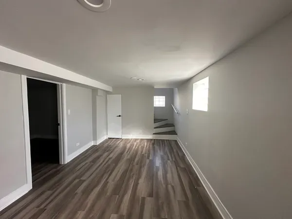 $1,850 | 6924 South Aberdeen Street, Unit 2, Chicago, IL 60621