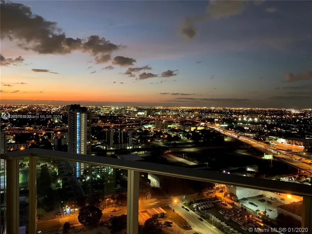 $639,000 | 851 Northeast 1st Avenue, Unit 2702, Miami, FL 33132