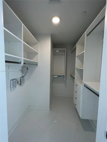 $639,000 | 851 Northeast 1st Avenue, Unit 2702, Miami, FL 33132