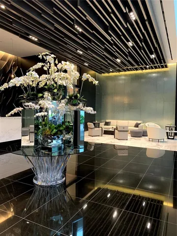 $639,000 | 851 Northeast 1st Avenue, Unit 2702, Miami, FL 33132