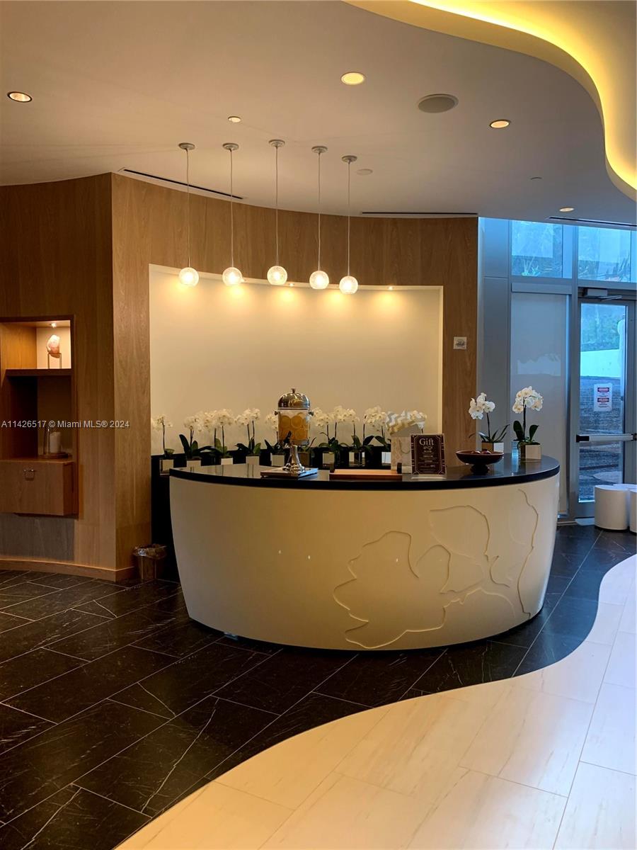 851 Northeast 1st Avenue, Unit 2702 Miami, FL 33132 - Photo 31 of 58