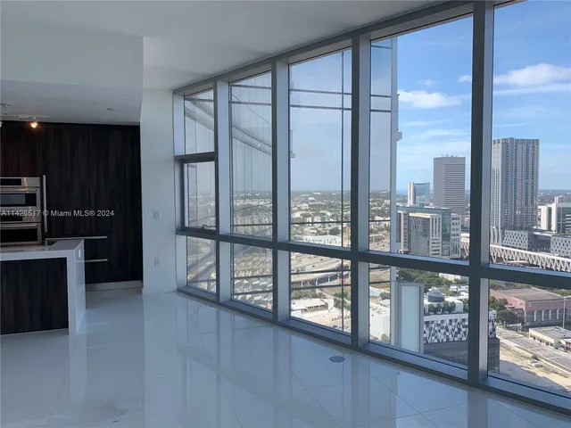 $639,000 | 851 Northeast 1st Avenue, Unit 2702, Miami, FL 33132