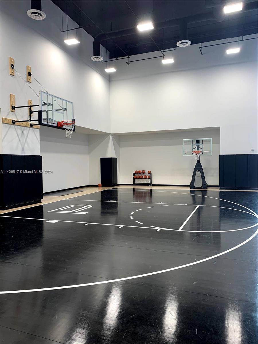 851 Northeast 1st Avenue, Unit 2702 Miami, FL 33132 - Photo 46 of 58