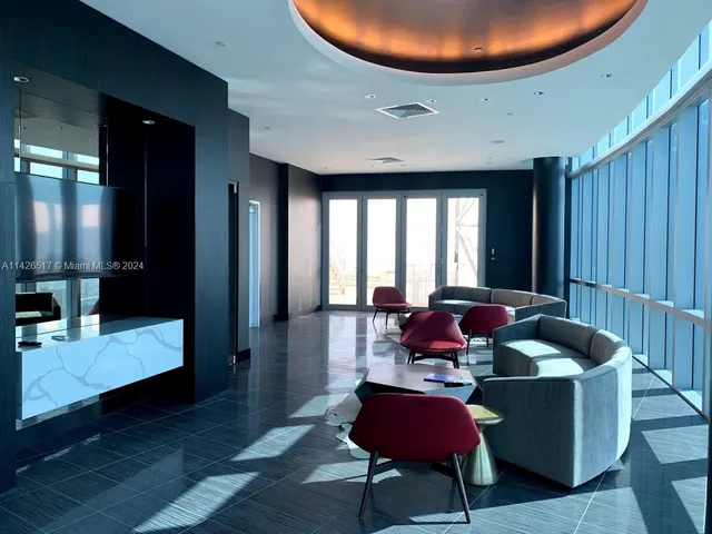 $639,000 | 851 Northeast 1st Avenue, Unit 2702, Miami, FL 33132