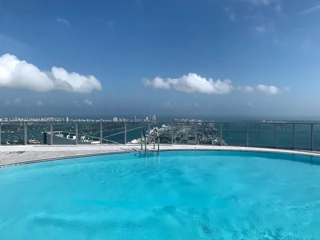 $639,000 | 851 Northeast 1st Avenue, Unit 2702, Miami, FL 33132