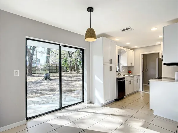 $1,595 | 11520 Southeast 129th Place, Ocklawaha, FL 32179