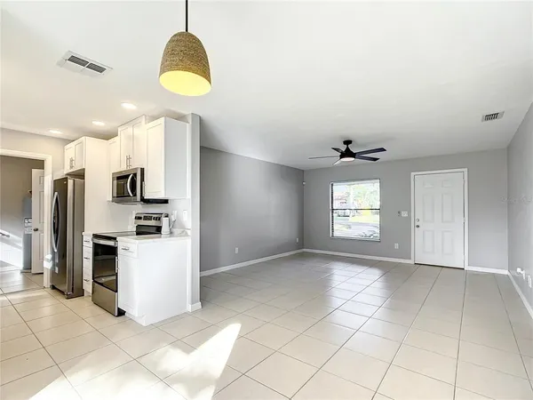 $1,595 | 11520 Southeast 129th Place, Ocklawaha, FL 32179