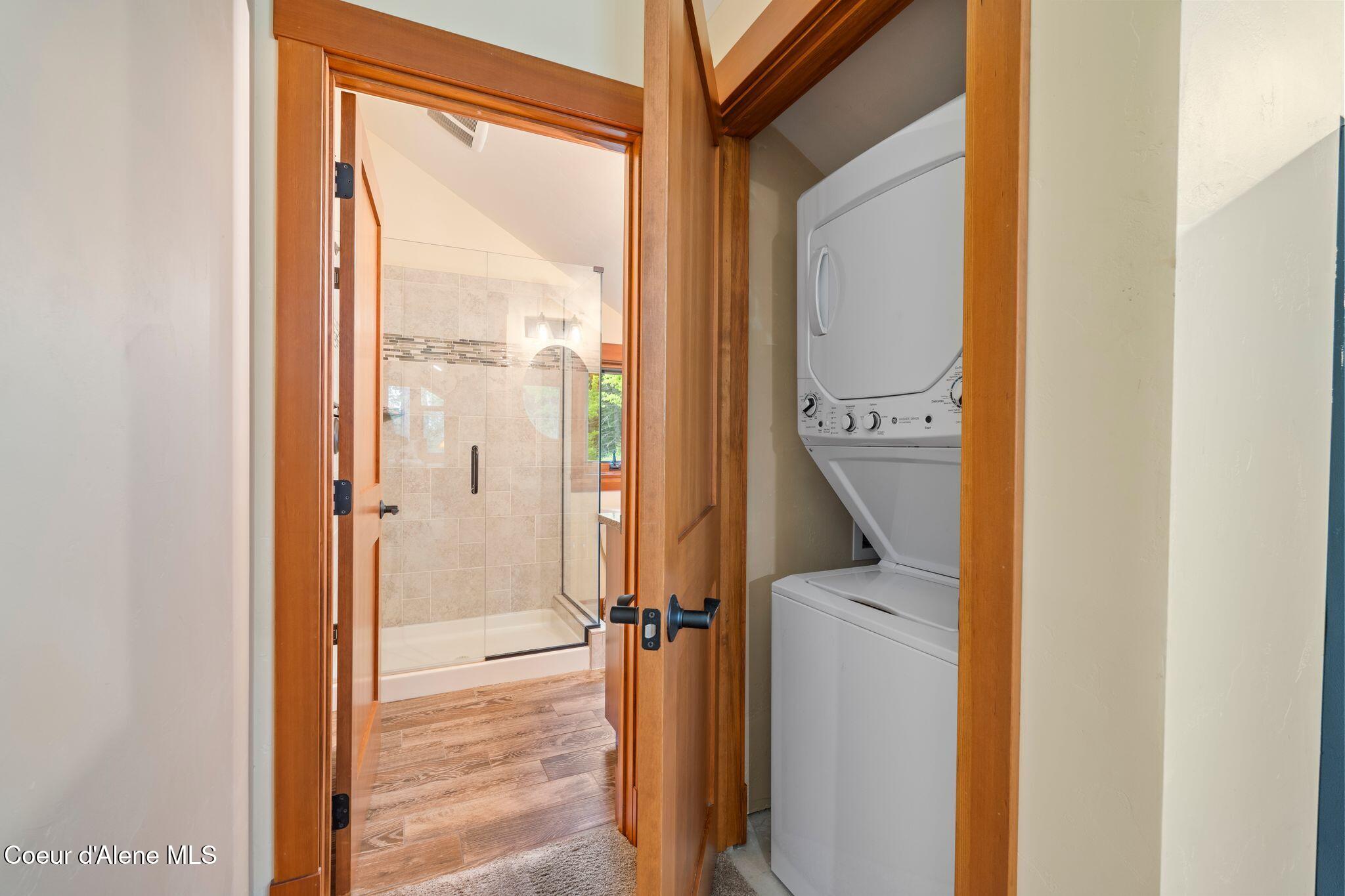 294 Rincon Drive Sandpoint, ID 83864 - Photo 47 of 96 Stacking Washer and Dryer