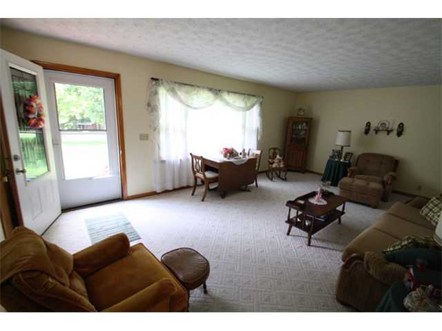 5990 Coonpath Road Northwest Carroll, OH 43112 - Photo 3 of 13